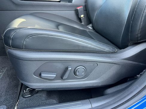 Used 2023 Kia Sportage EX image 13