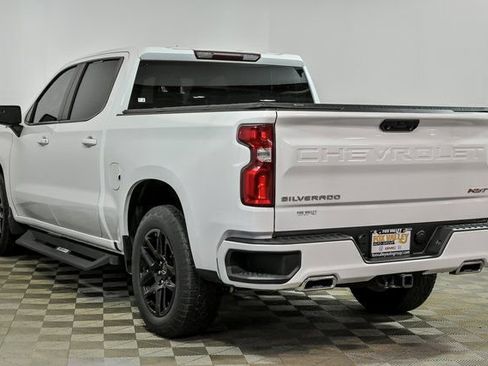 Used 2023 Chevrolet Silverado 1500 RST w/ Z71 Off-Road Package AWD/4WD image 5