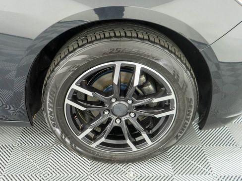 Used 2015 Chevrolet Malibu LT image 30