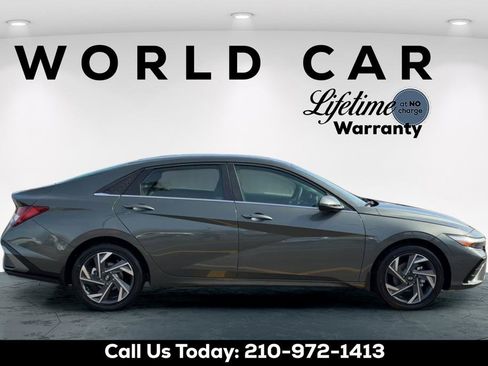 New 2026 Hyundai Elantra Limited FWD image 2