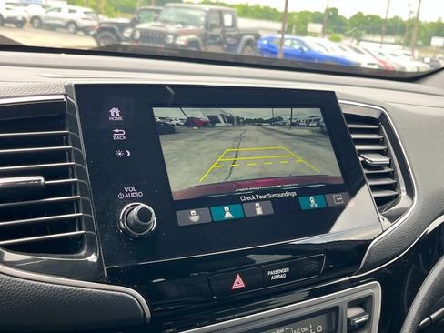 Used 2025 Honda Passport Black Edition image 33