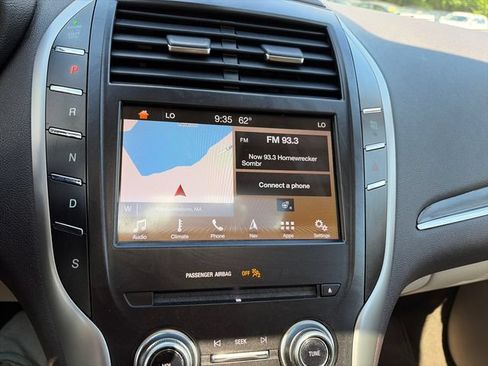 Used 2019 Lincoln MKC Reserve w/ MKC Climate Package AWD/4WD image 23