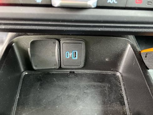 Used 2023 Ford Bronco Badlands w/ Sasquatch Package image 14