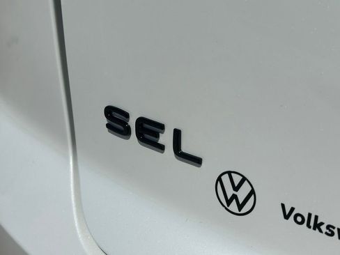 New 2026 Volkswagen Atlas Cross Sport SEL R-Line AWD/4WD image 60