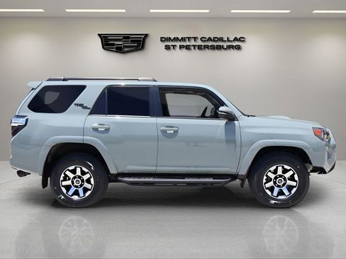Used 2023 Toyota 4Runner TRD Off-Road Premium w/ Moonroof Package AWD/4WD image 6
