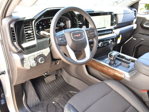 New 2026 GMC Sierra 1500 Elevation w/ Preferred Package AWD/4WD image 17