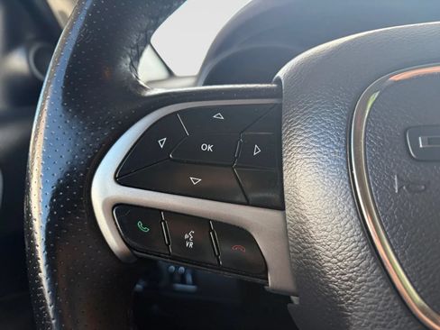 Used 2019 Dodge Durango SXT AWD/4WD image 28