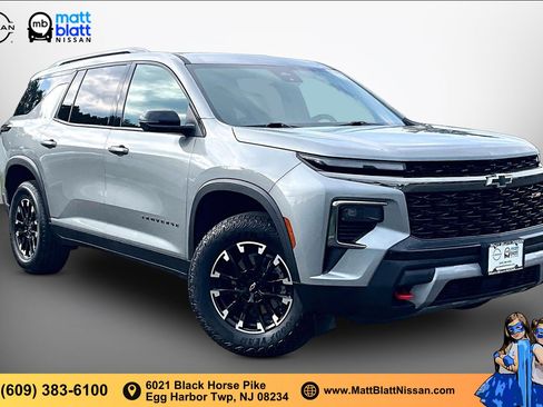 Used 2025 Chevrolet Traverse Z71 AWD/4WD image 10