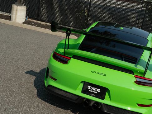 Used 2019 Porsche 911 GT3 RS RWD image 10