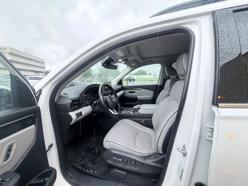 Used 2023 Honda Pilot Elite image 10