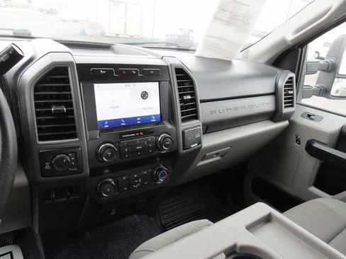 Used 2021 Ford F250 XL w/ Power Equipment Group AWD/4WD image 29