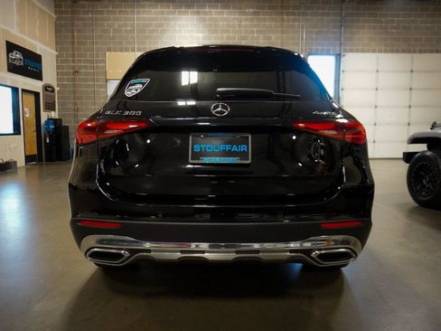 Used 2024 Mercedes-Benz GLC 300 4MATIC image 5