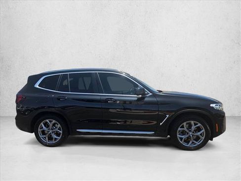 Used 2023 BMW X3 xDrive30i w/ Premium Package w/ZPA AWD/4WD image 4