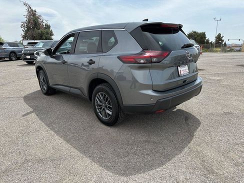 Used 2024 Nissan Rogue S FWD image 5