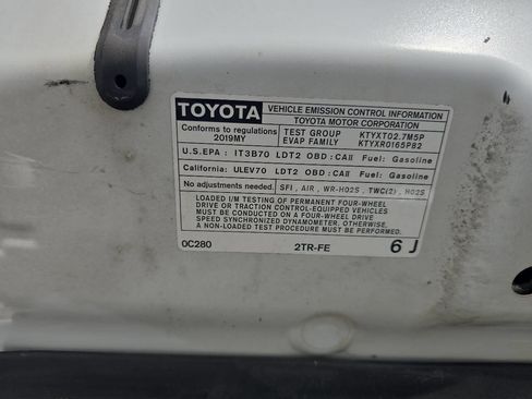 Used 2019 Toyota Tacoma SR image 41