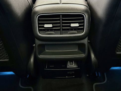 Used 2022 Mercedes-Benz GLE 350 4MATIC image 27