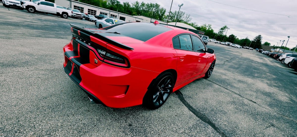 Used 2020 Dodge Charger Scat Pack RWD image 8
