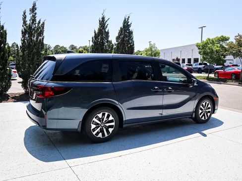 New 2026 Honda Odyssey EX-L image 11