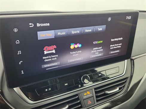 New 2025 Nissan Altima 2.5 SR w/ SR Premium Package image 18