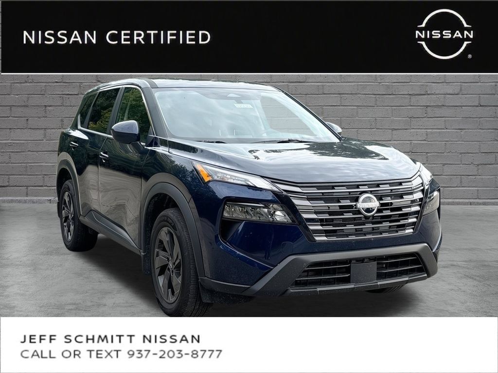 Certified 2026 Nissan Rogue SV AWD/4WD image 1