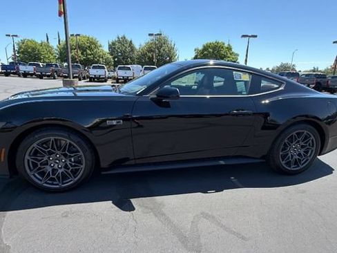 New 2026 Ford Mustang GT Premium w/ GT Performance Package RWD image 7