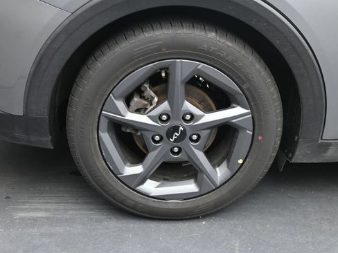 Used 2025 Kia K4 FWD image 13