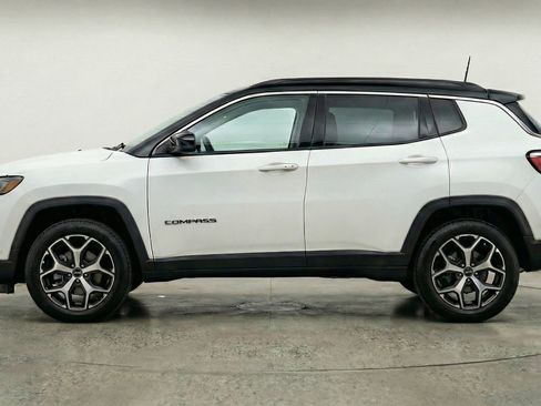 Used 2025 Jeep Compass Limited image 5
