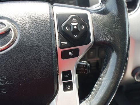 Used 2019 Toyota Tundra Limited w/ Limited Premium Package AWD/4WD image 9