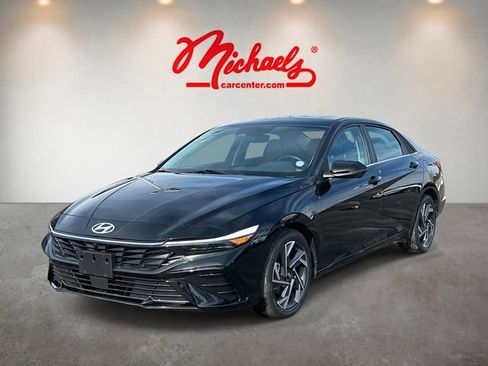 Used 2024 Hyundai Elantra Limited FWD image 6