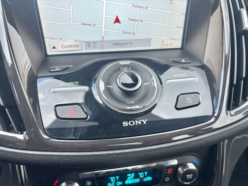 Used 2016 Ford Escape Titanium w/ Equipment Group 301A FWD image 17
