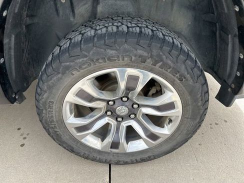 Used 2022 RAM 1500 Limited AWD/4WD image 5