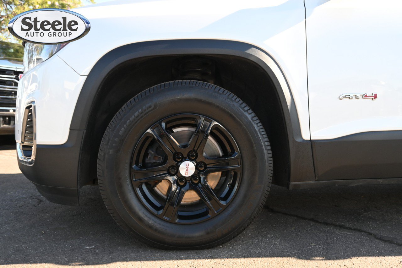 Used 2021 GMC Acadia AT4 w/ Technology Package AWD/4WD image 29