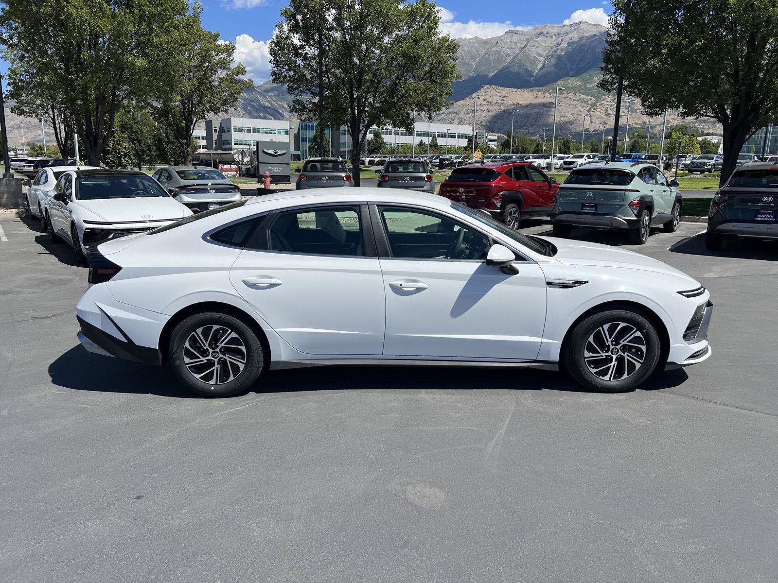 New 2026 Hyundai Sonata Blue FWD image 6