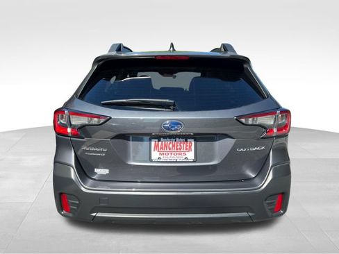 Used 2022 Subaru Outback Premium AWD/4WD image 6