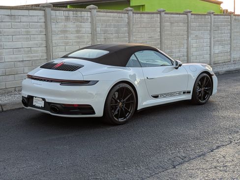 Certified 2021 Porsche 911 Carrera image 4