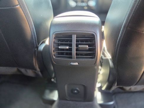 Used 2024 Ford Escape ST-Line Elite AWD/4WD image 12