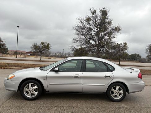 Used 2002 Ford Taurus SES image 7