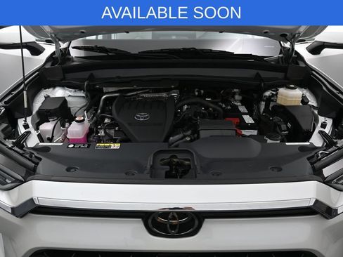 Certified 2024 Toyota Grand Highlander AWD image 23
