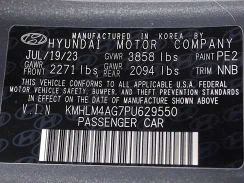 Used 2023 Hyundai Elantra SEL FWD image 28