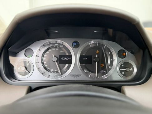 Used 2007 Aston Martin DB9 Coupe RWD image 31