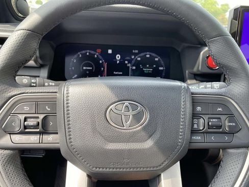 New 2026 Toyota 4Runner TRD Off-Road Premium AWD/4WD image 14