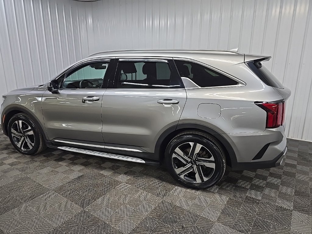 Used 2023 Kia Sorento SX Prestige w/ Panoramic Sunroof Package AWD/4WD image 4