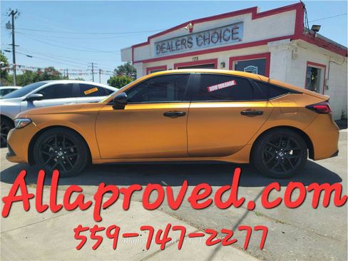 Used 2023 Honda Civic Sport image 1