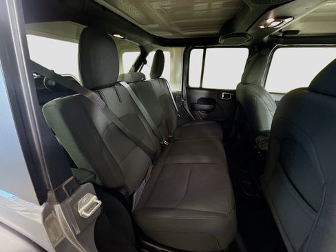 Used 2023 Jeep Wrangler Unlimited w/ Cold Weather Group image 27