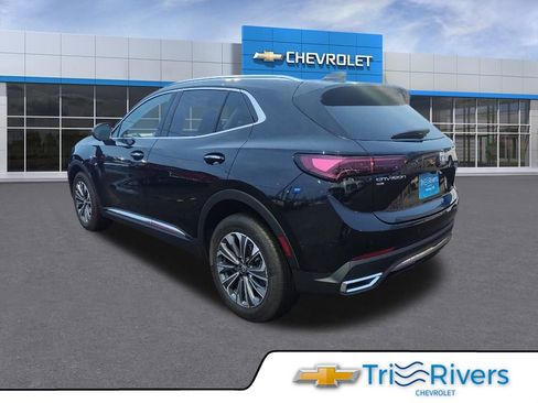 Used 2025 Buick Envision Preferred AWD/4WD image 3