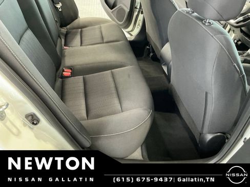 Used 2022 Nissan Altima 2.5 S FWD image 14