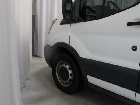 Used 2017 Ford Transit 350 XL RWD image 28