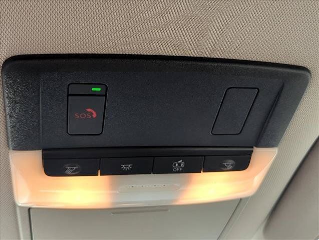 Used 2023 Nissan Pathfinder SL AWD/4WD image 25