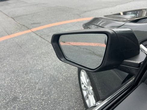 Used 2019 Chevrolet Equinox LT image 12