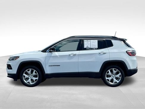 Used 2022 Jeep Compass Limited AWD/4WD image 4